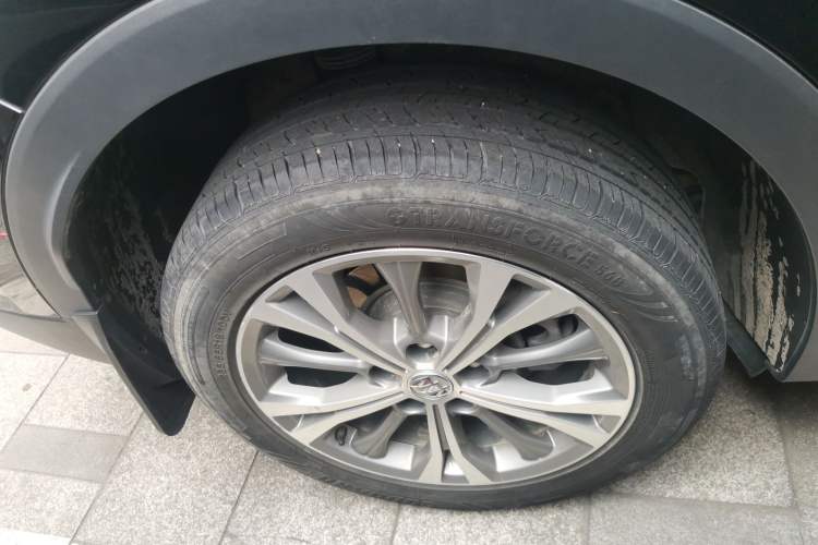 Used Buick Envision 2021 Encore Plus 652T Five-Seat All-Wheel-Drive Luxury Model
