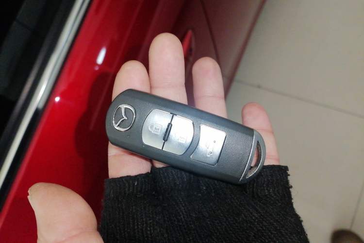 Used Mazda Atenza 2018 2.0L Blue Sky Luxury Edition China VI Standard