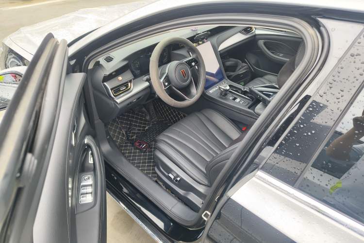 Used Hongqi H5 2023 2.0T Automatic Smart Connect Flagship Edition
