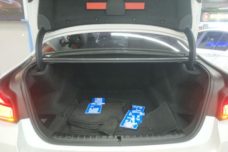 Used BMW 5 Series 2022 530Li Leading Model M Sport Package
