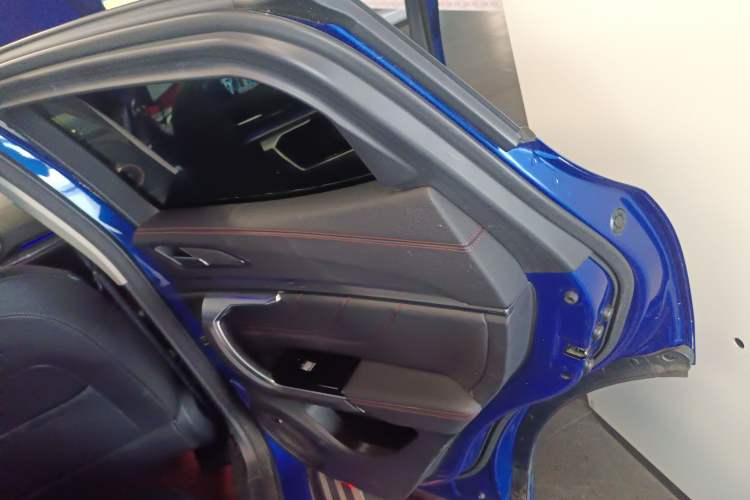 Used Wey VV5 2017 2.0T Ultra-Luxury Version
