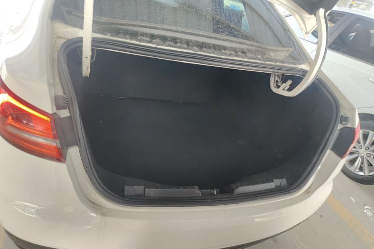 Used Ford Escort 2019 Revised 1.5L Automatic ZhiXiang Version (Tire Pressure Monitoring) China VI Standard