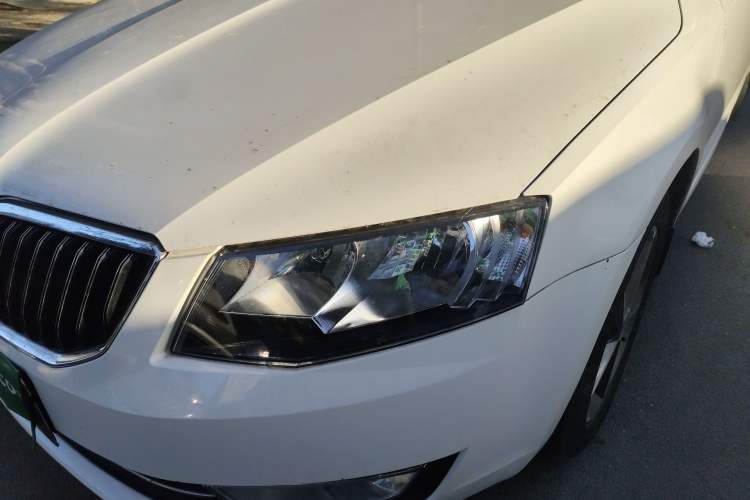 Used Skoda Octavia 2016 1.6L Automatic Smart Drive Edition
