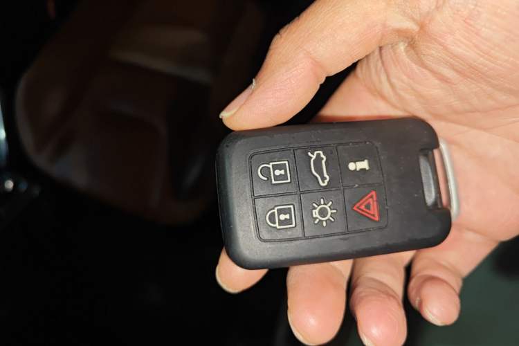 Used Volvo V60 2014 T5 Zhiya Edition