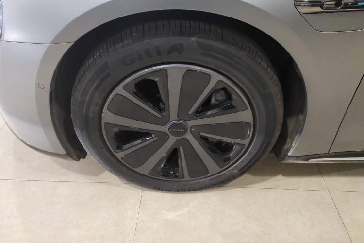 Used Hima Luxeed S7 2024 Max Rear-Drive Long-Range Intelligent Driving Version