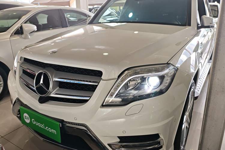 Used Mercedes-Benz GLK-Class 2015 GLK 300 4MATIC Luxury Ultimate Edition
