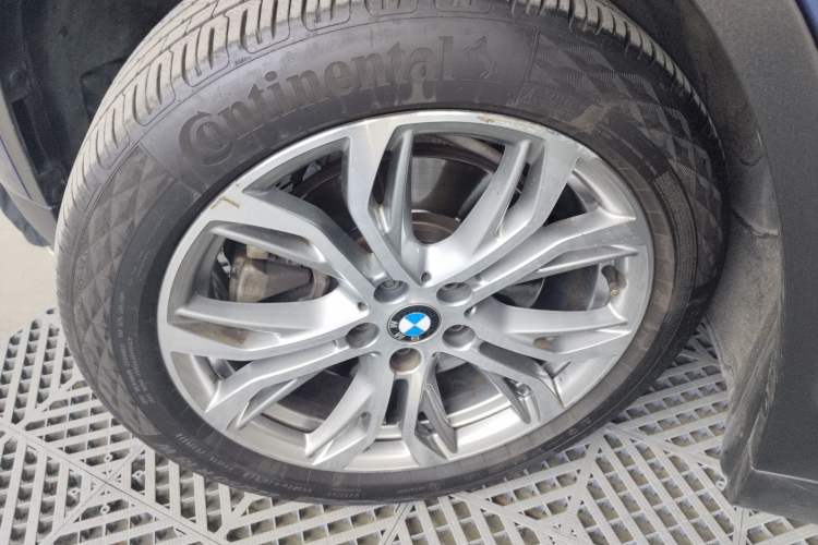 Used BMW X1 2018 sDrive20Li Leading Model
