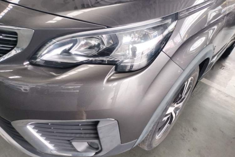 Used Peugeot 5008 2017 380THP 5-Seater Elite Edition
