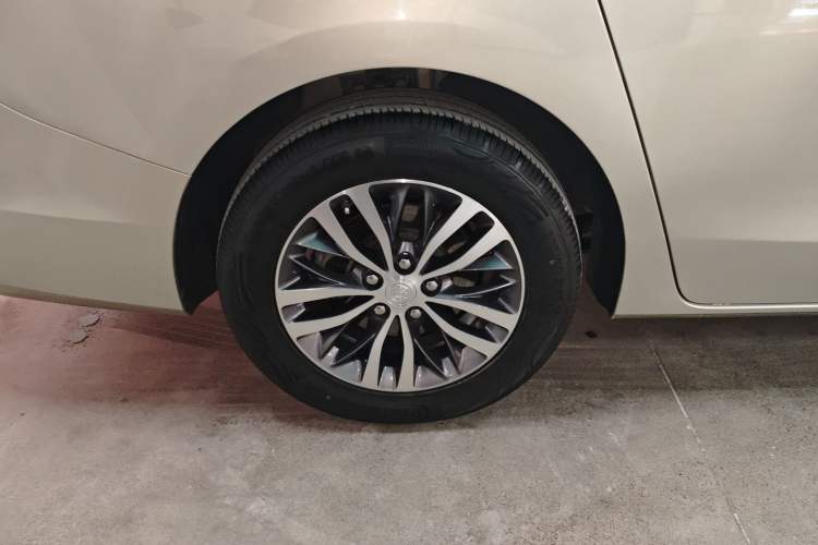 Used Buick GL8 2022 ES Landtrek 653T Comfort Edition
