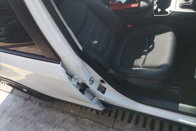 Used Toyota RAV4 2022 Dual-Engine 2.5L E-CVT Four-Wheel Drive Elite Plus Edition
