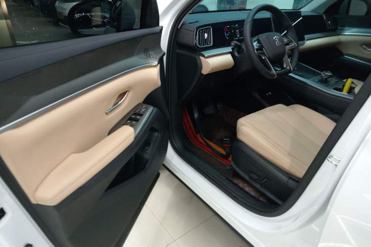 Used BYD Song Pro New Energy 2025 Second-Generation DM-i 75KM Overachiever Trim
