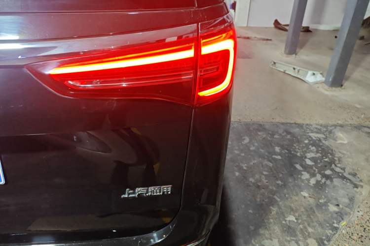 Used Buick GL8 2023 ES Lu Zun Comfort Model
