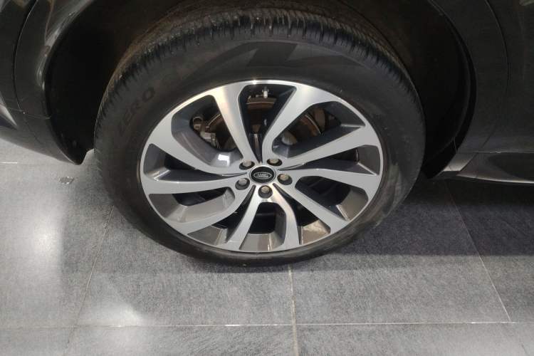 Used Land Rover Discovery Sport 2020 249 PS R-Dynamic Performance Edition
