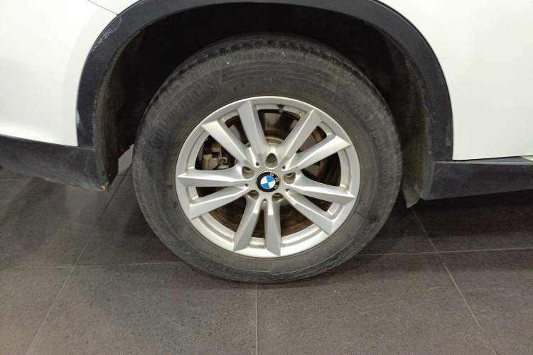 Used BMW X5 2015 xDrive28i
