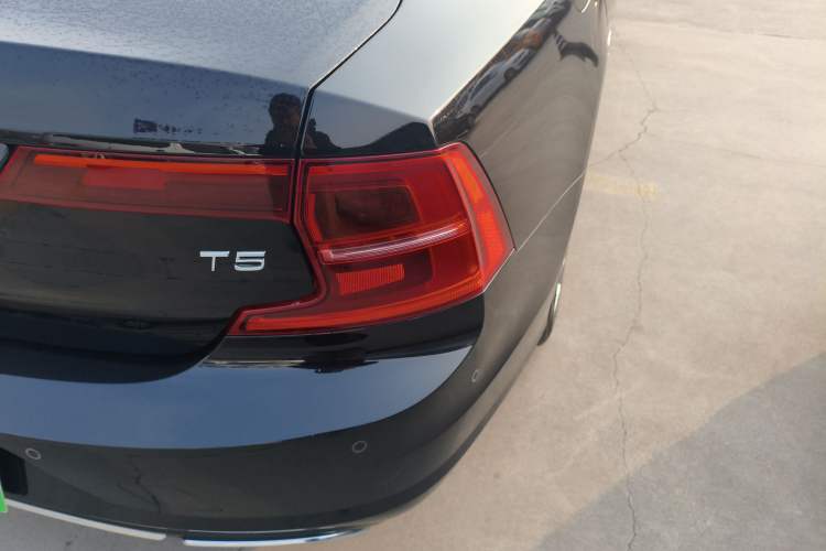 Used Volvo S90 2017 T4 Zhiyuan Edition