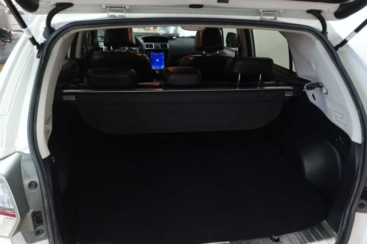 Used Subaru XV 2016 2.0i Ambition Edition
