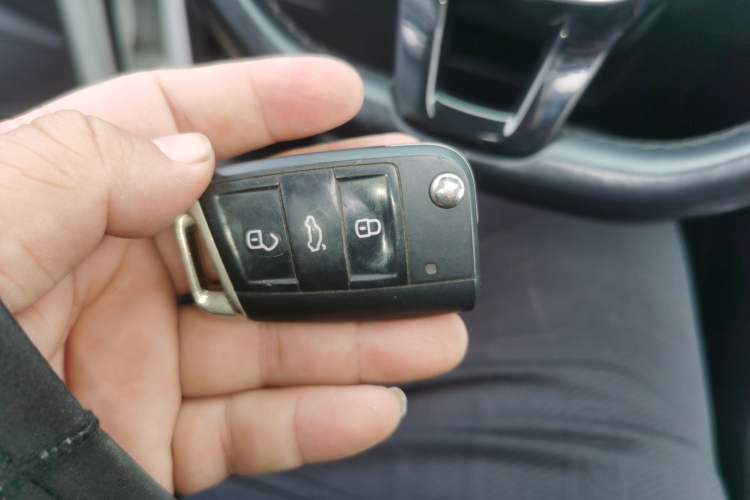 Used Volkswagen Tharu 2020 280TSI Two-Wheel Drive Comfort Edition China VI Standard