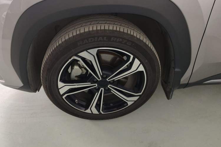 Used  L7 2024 1.5T 115 km PLUS Dragon Edition
