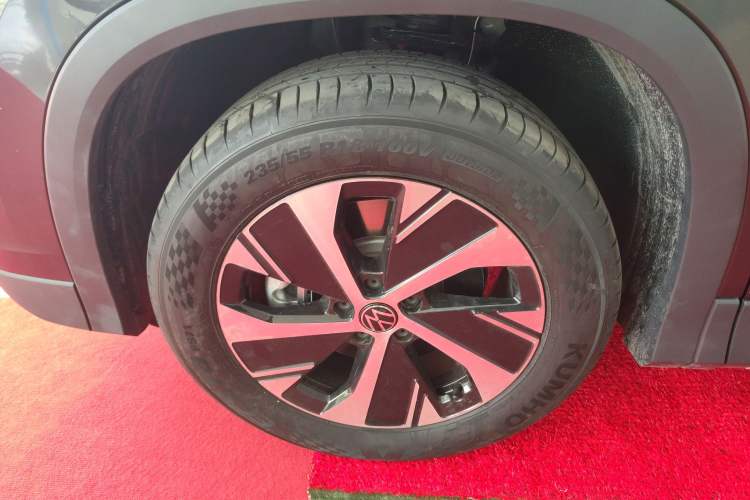 Used Volkswagen Tayron 2025 Tiguan L 300TSI Two-Wheel-Drive Elite Edition