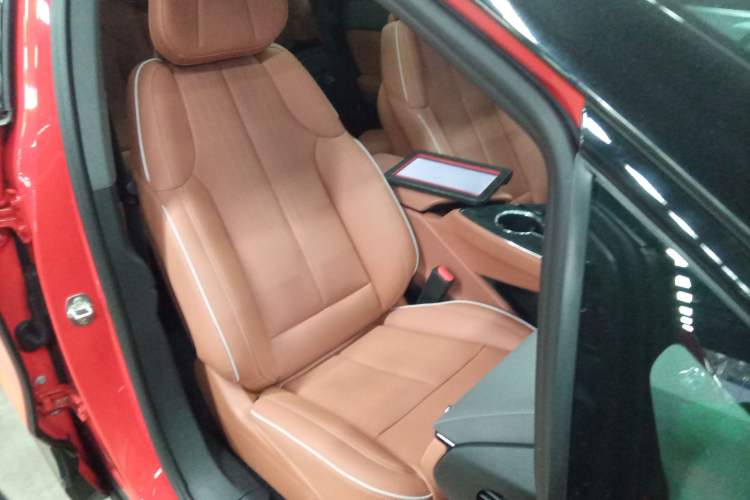 Used Cadillac OPTIQ 2024 Four-Wheel Drive Long-Range Version