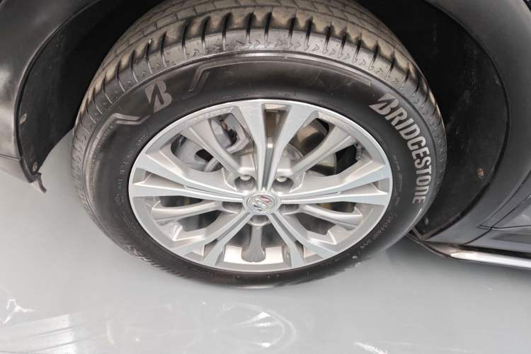 Used Buick Envision 2022 Encore Plus 552T Five-Seat Luxury Model
