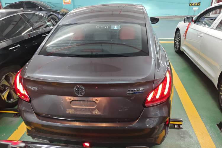 Used MG 5 2021 Revised Version 180 DVVT CVT Youth Luxury Edition
