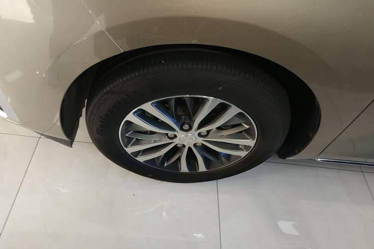 Used Buick GL8 2023 ES Lu Zun Comfort Model
