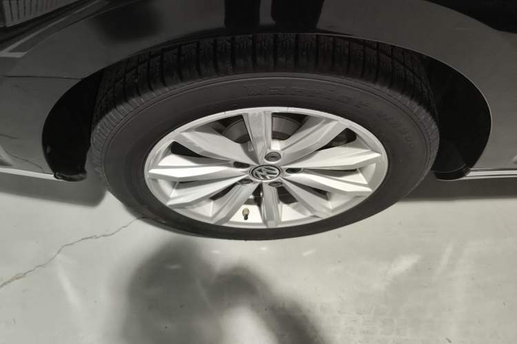 Used Volkswagen Magotan 2018 330TSI DSG Advanced Model
