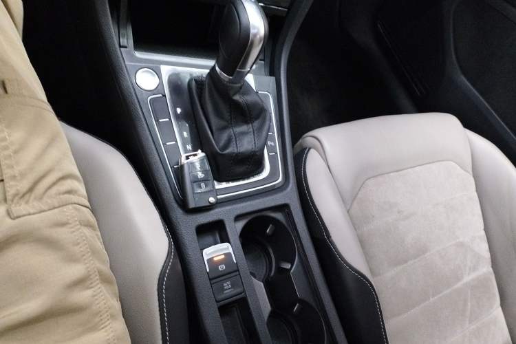 Used Volkswagen Golf 2017 230TSI Automatic Luxury Million-Vehicle Commemorative Edition