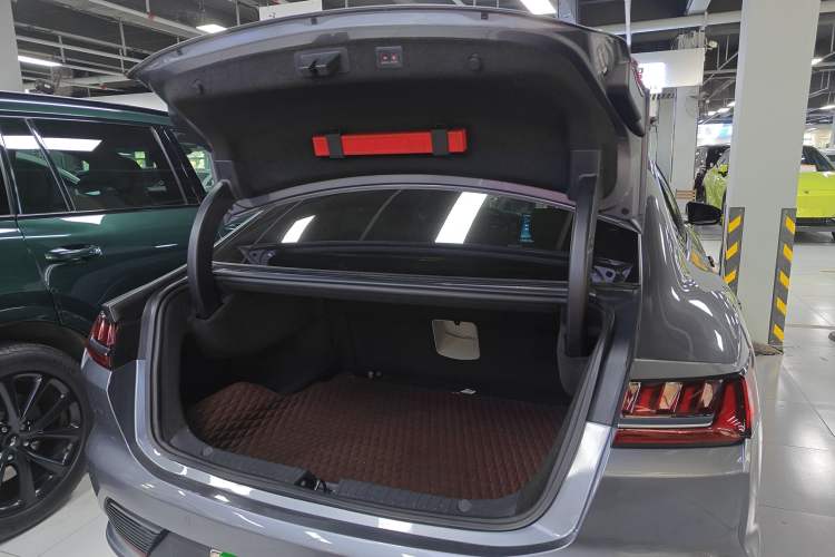 Used BYD Han 2020 EV Long-Range Deluxe Model
