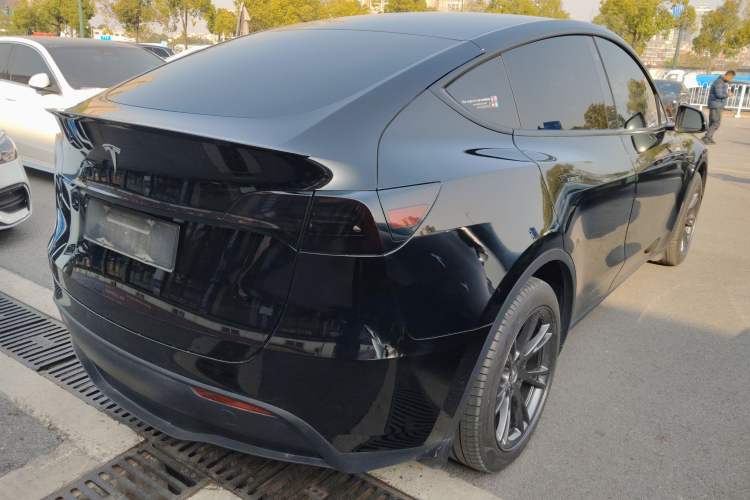 Used Tesla Model Y 2022 Rear-Wheel-Drive Version