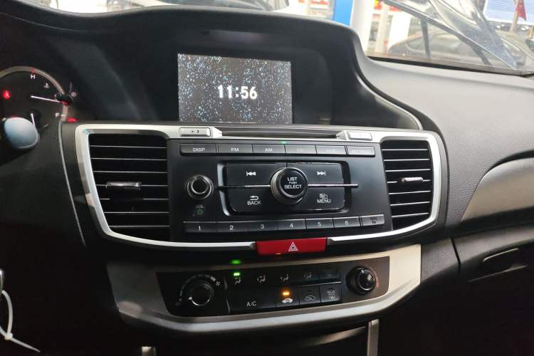 Used Honda Accord 2015 2.0L LX Comfort Edition
