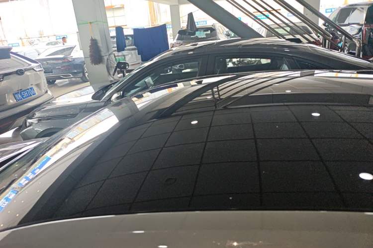 Used Changan UNI-V 2023 1.5T Prestige Model
