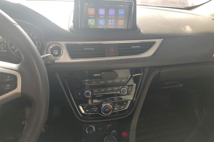 Used Changan Alsvin V7 2015 1.6L Automatic Enjoyment Model China IV Standard