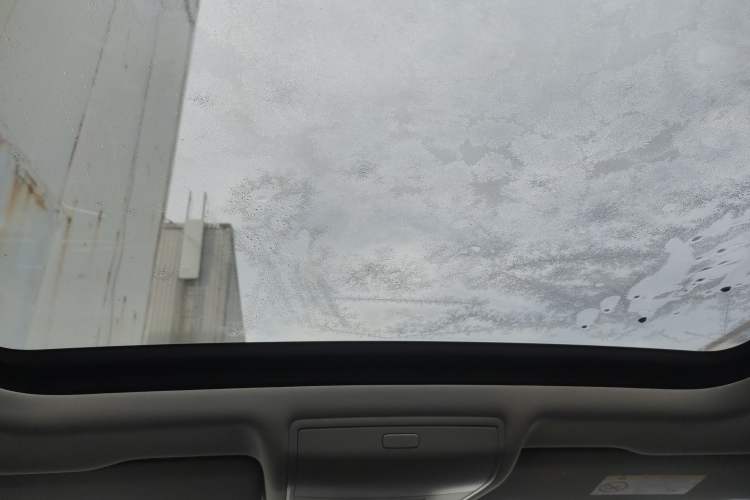 Used Volkswagen Tiguan L 2024 300TSI Automatic Two-Wheel Drive Smart Edition
