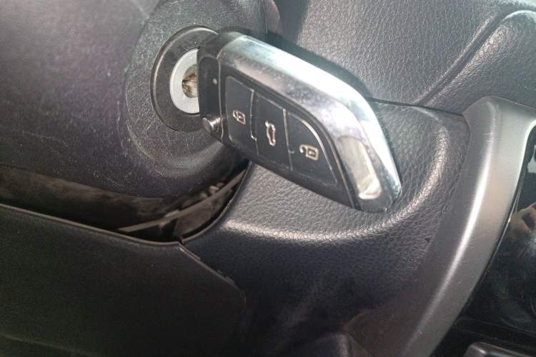 Used Toyota YARiS L 2022 X-Trail 1.5L CVT Leading PLUS Edition