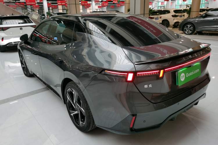 Used Lynk & Co 07 2024 EM-P 126 Long-Range Halo