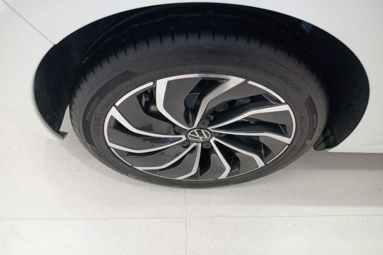 Used Volkswagen Golf 2023 Facelift 280TSI DSG Pro
