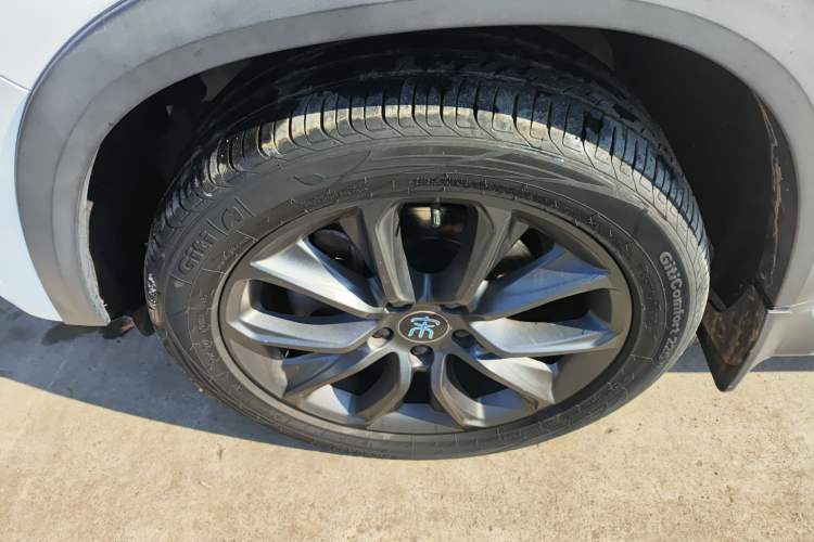 Used BYD Song New Energy 2019 Song DM 1.5TID Smart Connect Premium Model
