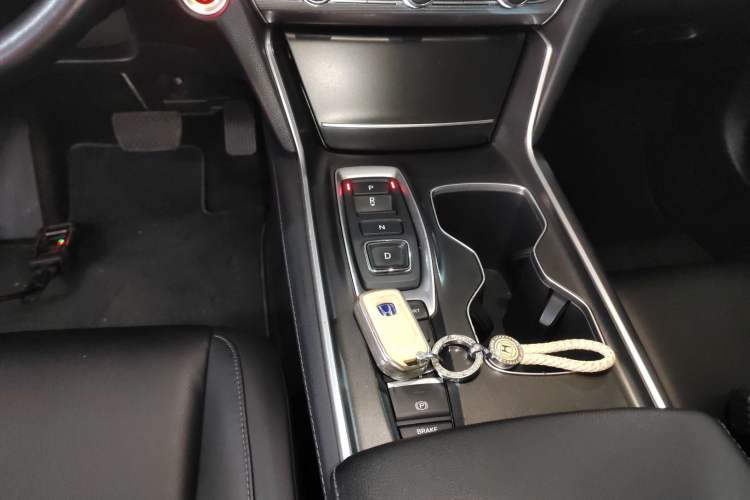 Used Honda Accord 2018 Rui Hybrid 2.0L Rui Ling Edition China VI
