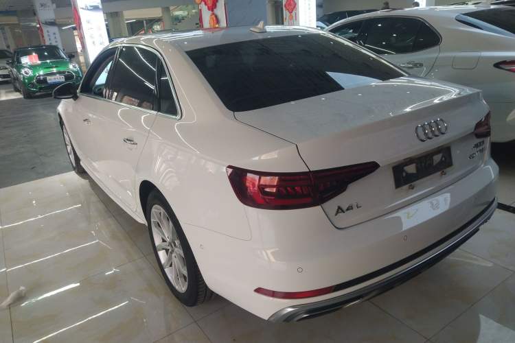 Used Audi A4L 2019 40 TFSI Fashion Edition China VI Emission Standard