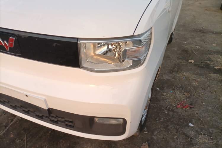 Used Wuling Hongguang MINIEV 2022 Macaron Fashion Model Lithium Iron Phosphate
