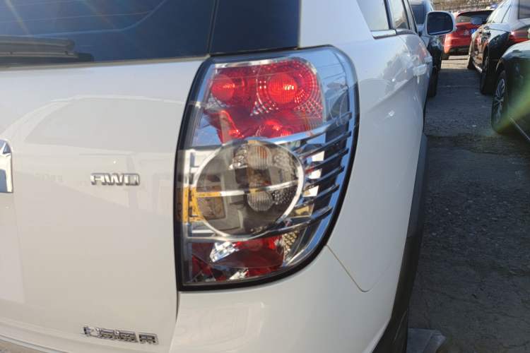 Used Chevrolet Captiva 2014 2.4L 4x4 Flagship Edition 7 Seats