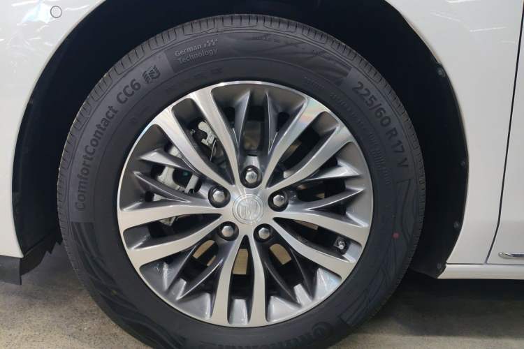 Used Buick GL8 2023 ES Lu Zun Deluxe Model
