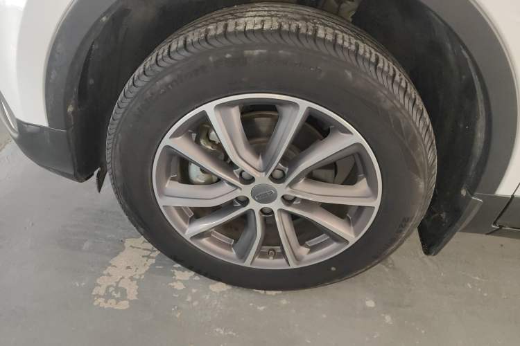 Used Geely Auto Emgrand X7 Sport 2021 Million Edition 1.8TD DCT Two-Wheel Drive Comfort Model
