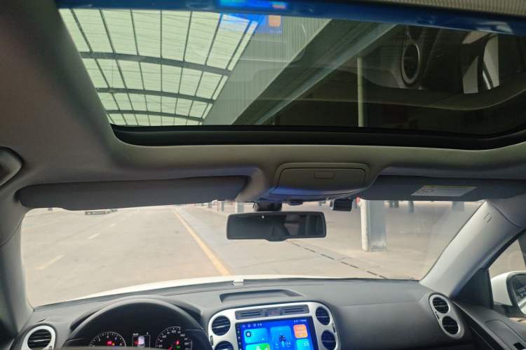 Used Volkswagen Tiguan 2016 300TSI Automatic All-Wheel Drive Luxury Edition
