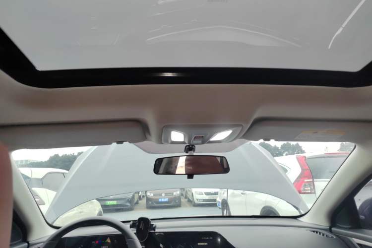 Used Changan Eado 2022 PLUS Blue Whale NE 1.4T GDI DCT Prestige Edition
