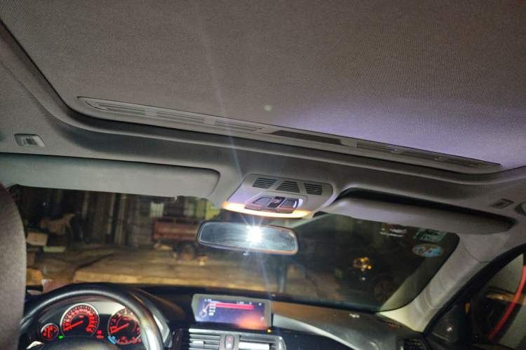 Used BMW 3 Series 2014 320i Sport Design Package