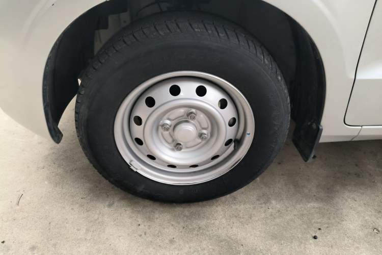 Used Wuling Hongguang V 2022 1.5L Jingqu Edition Electric-Assist LAR