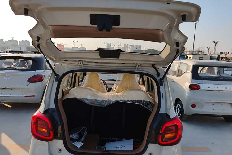 Used Wuling Hongguang MINIEV 2025 Four-Door Version Advanced Edition
